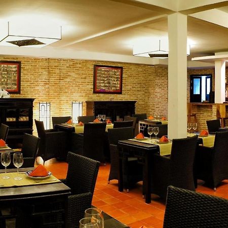 Villa Silk Road Hotel Phnom Penh Dış mekan fotoğraf