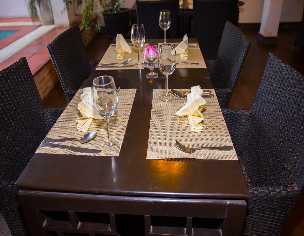 Villa Silk Road Hotel Phnom Penh Dış mekan fotoğraf