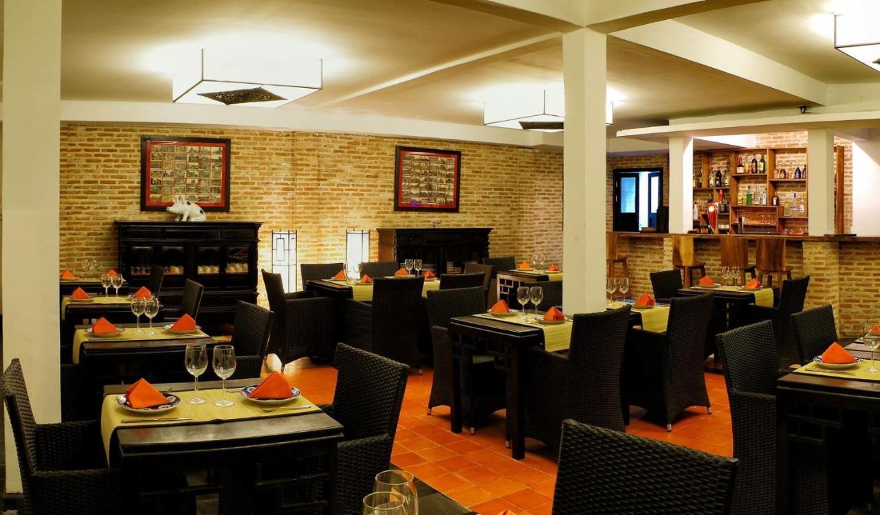 Villa Silk Road Hotel Phnom Penh Dış mekan fotoğraf